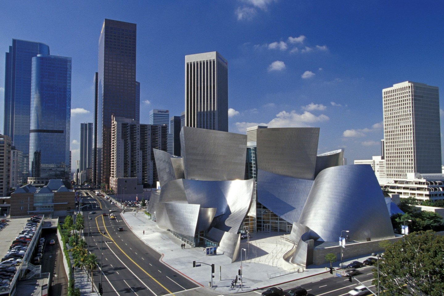  Walto Disney koncertų salė.<br>Gehry Partners/archdaily.com nuotr.