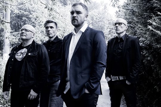 Albumo apžvalga. „Kiti kambariai“ „Vėjas atneša debesis“