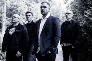 Albumo apžvalga. „Kiti kambariai“ „Vėjas atneša debesis“