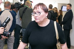 Kandidatai į prezidentus pažėrė kritikos valdžiai: kliuvo ir V. Šapokai, ir S. Skverneliui 