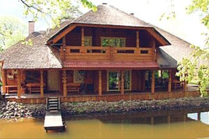 Alytaus valdininko kabinete užklupti aplinkosaugininkai sunkiai galėjo pasiaiškinti 