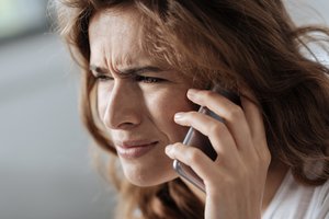 Mobiliojo ryšio bendrovės staigmena papiktino: „Tai – apiplėšimas“