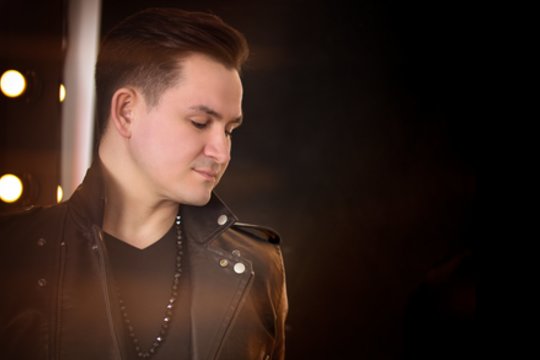 „Eurovizijoje“ išgarsėjęs Valdas Lacko pristato naują dainą 