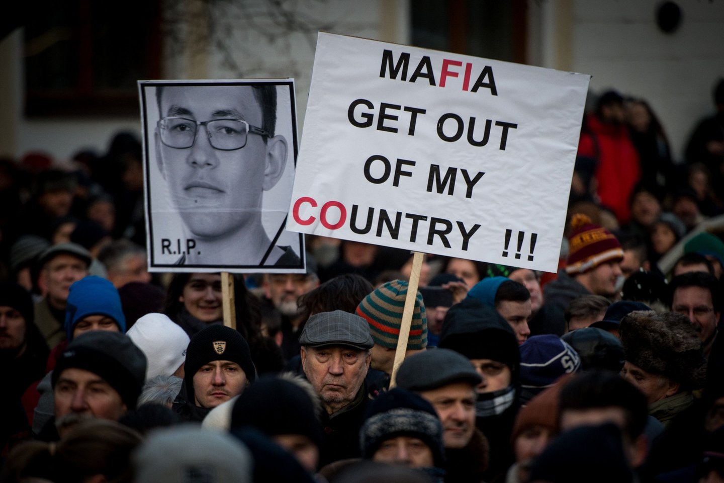Slovakijos policija areštavo žurnalisto ir jo sužadėtinės nužudymo bylos, nuvertusios ankstesnę šalies vyriausybę, įtariamuosius, ketvirtadienį paskelbė pareigūnai.<br>AFP/Scanpix nuotr.