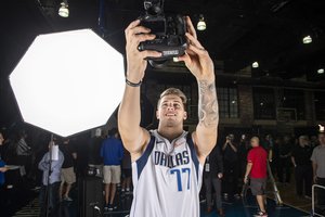 Luka Dončičius nekantrauja, kada aikštėje galės susitikti su savo idealu