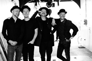 Niekam nežinomi faktai apie Lietuvoje koncertuosiančius „BrainStorm“