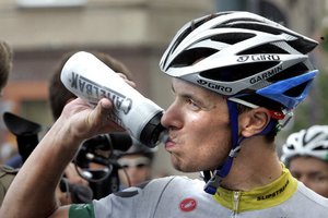 Dviratininkas R. Navardauskas sukaktį pažymėjo pergale