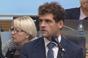 Po slapto balsavimo Seimo vicepirminkais paskirti R. Žemaitaitis ir J. Liesys