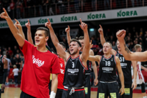 J. Hardenu besižavintis 18-metis D. Sirvydis: „Labiausiai pagerinau tolimų metimų procentą“