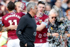 J. Mourinho ties praraja – „Man United“ pralaimėjo, „Liverpool“ ir „Chelsea“ sužaidė taikiai