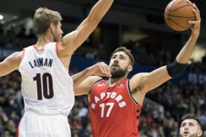 Pirmajame „Raptors“ išbandyme – rezultatyviausias J. Valančiūnas ir dėmesys naujokui