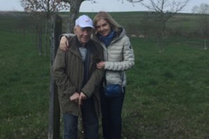 36 metais jaunesnė signataro B. Genzelio žmona apie kitas moteris: „Mus bandė išskirti“