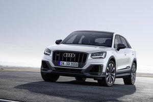 „Audi“ paruošė galingą užtaisą visureigių mėgėjams