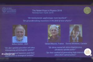 2018 m. fizikos „Nobelis“ – „už šviesos įrankius“