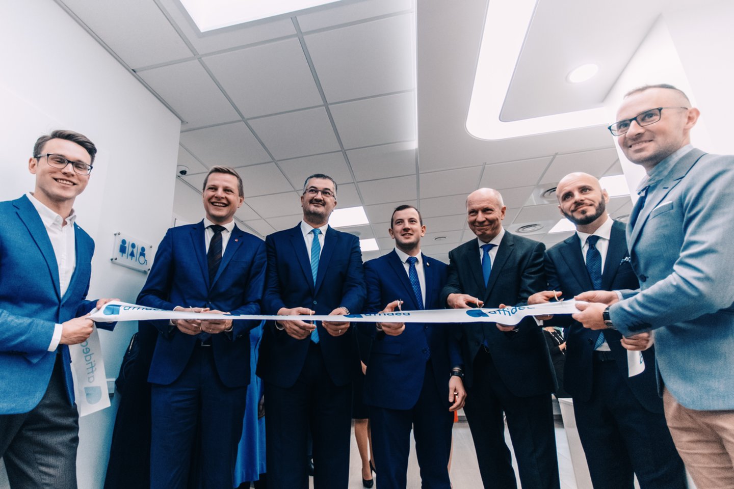 Olandijos kapitalo bendrovė „Affidea“ didina investicijas Lietuvoje ir trečiadienio rytą atidarė atnaujintą radiologinės diagnostikos centrą Nacionaliniame vėžio institute.<br> G.Jauniškio nuotr.