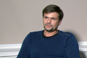 Slaptais Skripalių nuodytojo pėdsakais sekama toliau: atrado studijų laikų nuotraukas