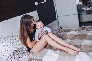 Auklė perspėjo naivias žmonas: „Prižiūrėkit savo vyrus“