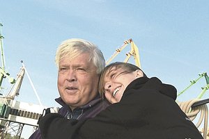 Jūroje žuvusios jaunos buriuotojos šeimą persekioja juoda lemtis