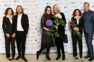 Oskaras Koršunovas savo mylimąją Alexandrą palaikė itin svarbią akimirką