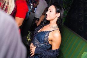 Kauno klube – aistringos moterys ir seksualūs šokiai