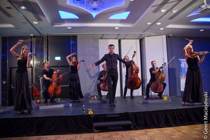 Baltijos šalių muzikos scenoje Uzname – ovacijos kultiniams lietuviams