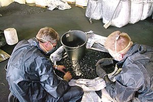 Teismas dėl itin didelės kokaino kontrabandos išteisino du lietuvius ir kolumbietį