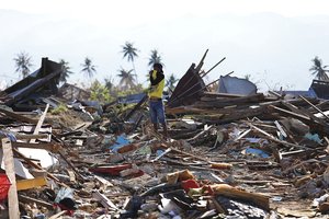 10 dienų po katastrofos: Indonezija neatsigauna po cunamio smūgio