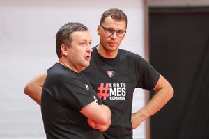 Keisti sprendimai: „Ryto“ vadovai vėl patikėjo A. Guoga, nors prieš tai į šį spjaudė