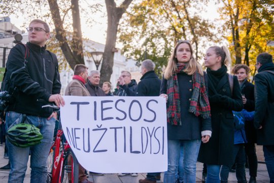 Daugėja nepatenkintųjų Vyriausybės darbu