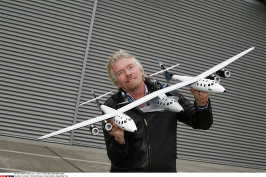 „Virgin Galactic“ po kelių savaičių kils į kosmosą