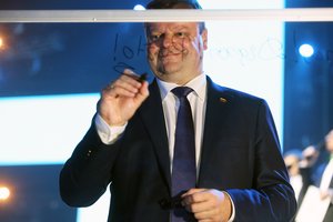 Viešųjų ryšių specialistas: S. Skvernelio ir žurnalistų santykiai pasiekė šaltojo karo stadiją