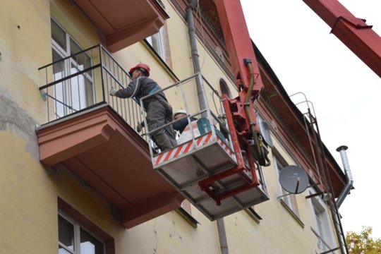 Alternatyva brangiam remontui – pakabinami balkonai
