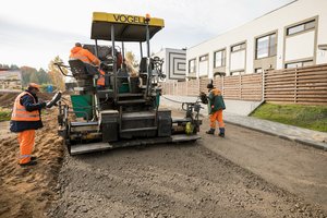 Gyventojams susimokėjus pusę kainos Vilniuje išasfaltuotos dvi gatvės