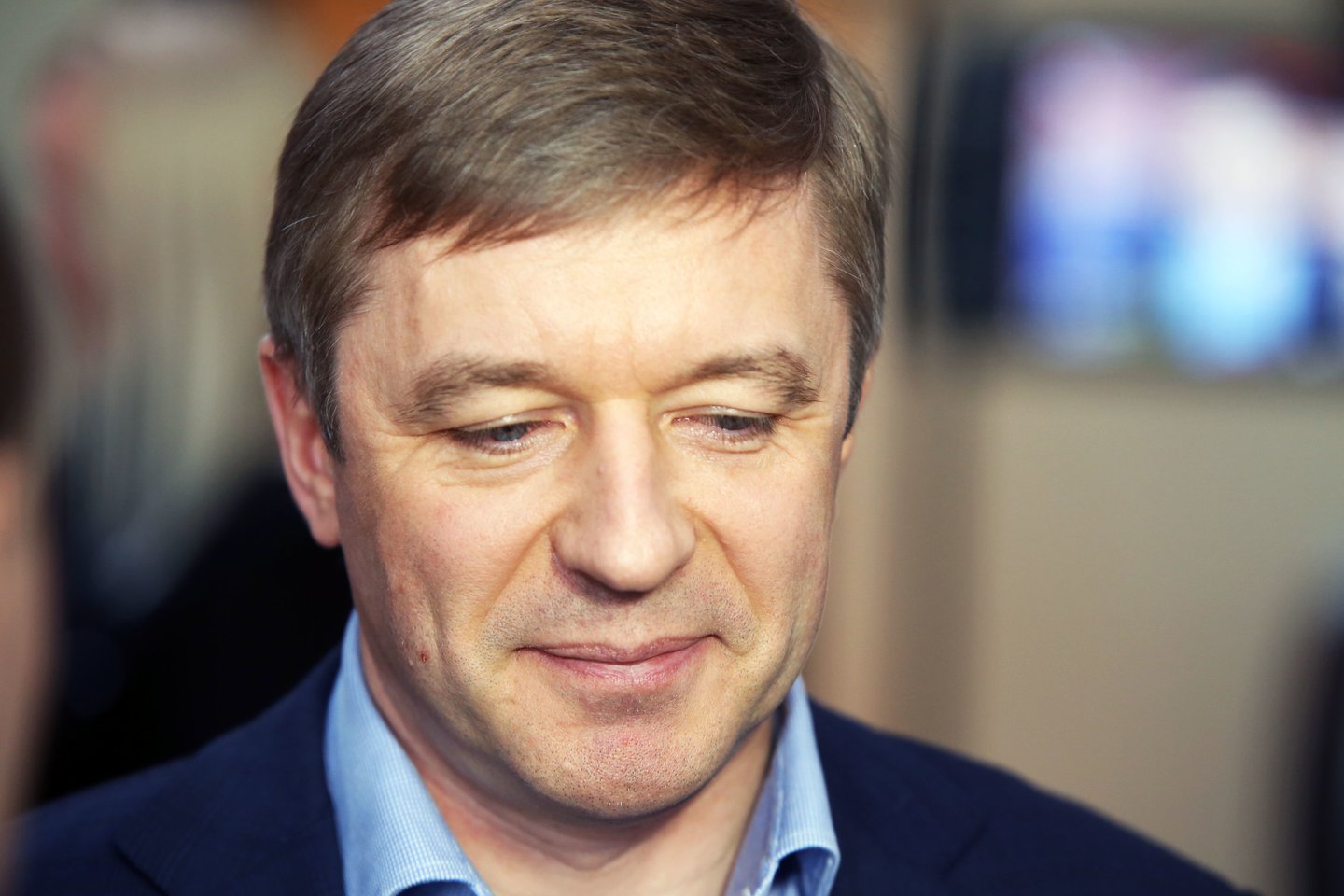 R.Karbauskis teigė, kad Kalėdų Senelio drausti neketina.<br>M.Patašiaus nuotr.
