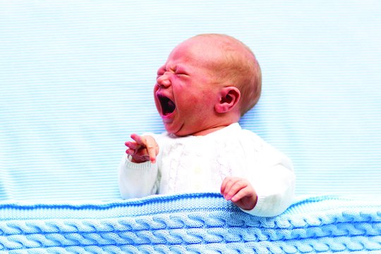 Gydytojas paaiškino, kodėl svarbu, kad naujagimiai verktų