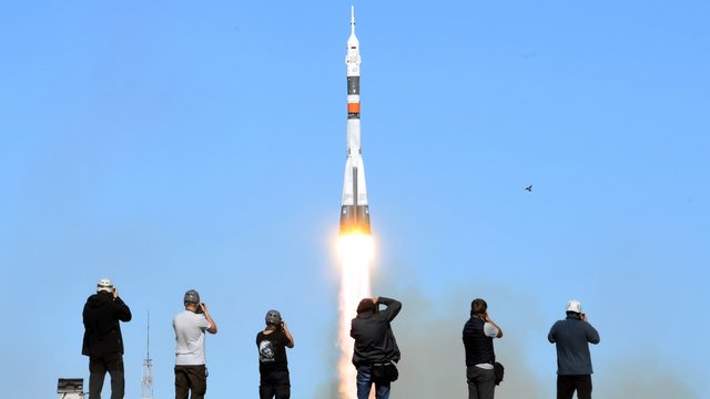 Incidentas raketos „Sojuz“ kilimo metu: astronautai buvo priversti evakuotis
