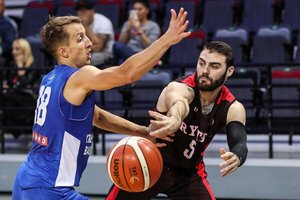 Neįtikėtinas skrydis: „Rytui“ netikęs ir išprašytas amerikietis sutartį pasirašė su NBA klubu