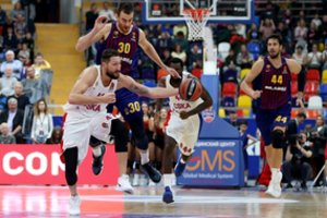 Tragiškai žaidęs Kevinas Pangosas ir „Barcelona“ krito CSKA tvirtovėje