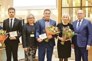 Įteikė premijas trims Kauno mokytojams: vaikus jie moko ypatingų dalykų