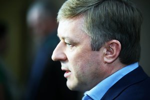 Ramūnas Karbauskis neatlyžta: siūlo naujus apynasrius LRT