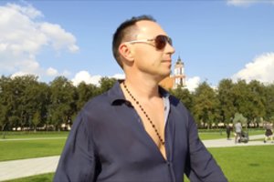 Po skandalo Palangoje dainininkas Mino paatviravo apie moteris ir vestuves