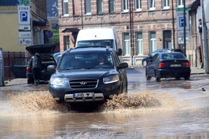 Miesto visureigių bumas keičia vaizdą keliuose: naikina vidutinę klasę