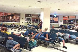 Šešias valandas skrydžio laukusiam keleiviui paaiškino, kokios išmokos priklauso 