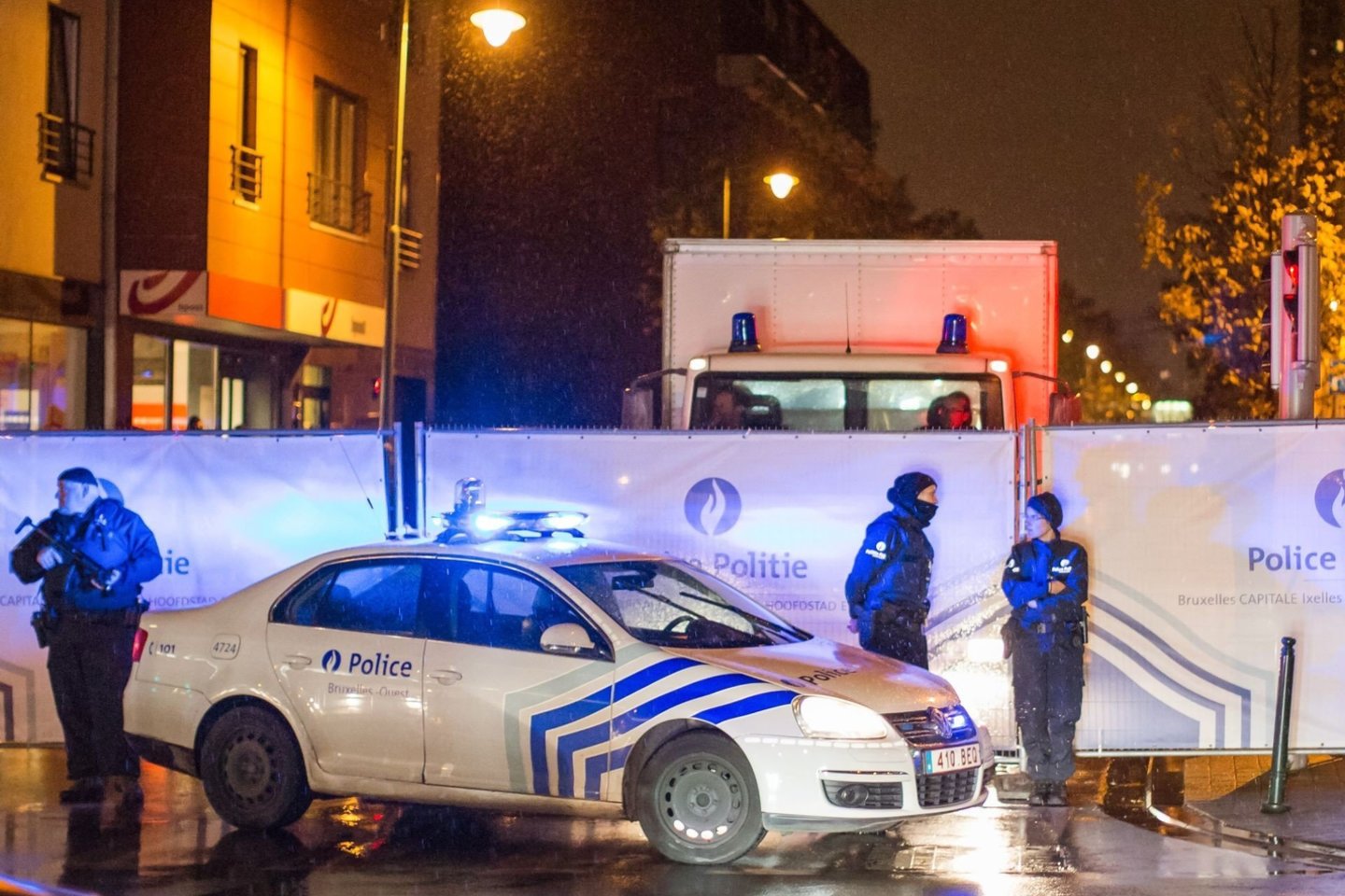 Pasak vieno policijos atstovo, maždaug 20 proc. iš 2,6 tūkst. Briuselio centre dirbti turinčių policininkų - daugiau nei 500 pareigūnų - paskelbė „nedirbsiantys dėl ligos“.  <br>AP nuotr. iš archyvo