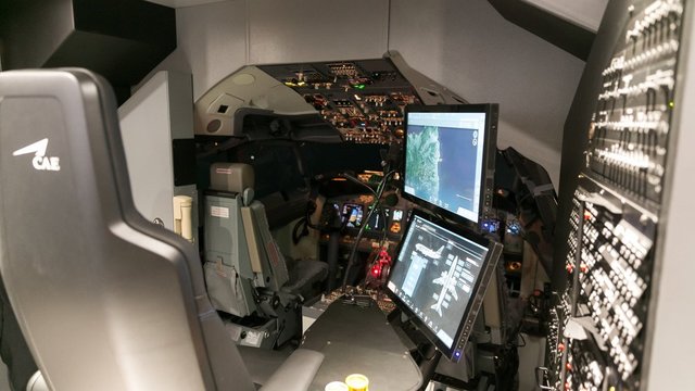 Naujas skrydžių simuliatorius padės Lietuvoje kasmet paruošti apie 200 pilotų