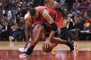 Pergalingame „Raptors“ starte – juvelyrinis Jono Valančiūno perdavimas