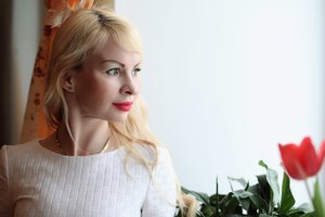 Vakarėlyje garsaus politiko akibrokštai stebino net raudonuojančią jo žmoną