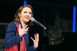 I. Narkutė Vilniuje intymiai pristatė naują albumą: „Regis, visi mirėm ir patekom į rojų“