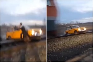 Užfiksavo stingdančią akimirką: ant bėgių įstrigusią „Niva“ traukinys sutraiškė lyg skardinę