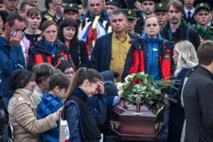 Krymas gedi žudynių Kerčėje aukų